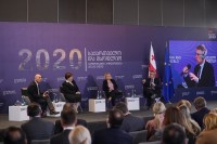 სებასტიან მოლინეუსი: ვხედავ მთავრობის მონდომებას, რაც ხელს შეუწყობს ადამიანების ცხოვრების გაუმჯობესებას სებასტიან მოლინეუსი: ვხედავ მთავრობის მონდომებას, რაც ხელს შეუწყობს ადამიანების ცხოვრების გაუმჯობესებას
