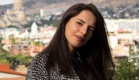 დედაჩემს დახმარება სასწრაფო დახმარების ექიმებმა აღმოუჩინეს, და პოლიცია გამოიძახეს, რომელსაც დედაჩემმა  განუცხადა რომ სცემა მეუღლემ – რატომ დაკითხეს თამარ ბაჩალიაშვილი 9 წლის წინ