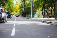 ცისკარიშვილის ქუჩაზე საგზაო ინფრასტრუქტურა მოწესრიგდა