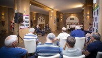 ლევან დავითაშვილი რთველის მოსამზადებელ საკითხებთან დაკავშირებით მეწარმეებს შეხვდა