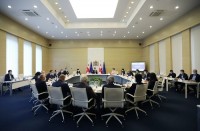 უწყებათაშორისი საკოორდინაციო საბჭოს გადაწყვეტილებით, თბილისში, რუსთავში, ქუთაისსა და ზუგდიდში საკლასო ოთახებში სწავლა I-VI კლასის მოსწავლეებისთვის, ხოლო გორსა და ფოთში - სრულად განახლდება
