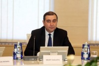 მიხეილ ჩხენკელი დაღუპული მოზარდის ოჯახს სამძიმარს უცხადებს
