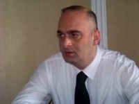 სანდრო ბრეგაძე მიიჩნევს, რომ გუბერნატორის ინსტიტუტი უნდა გაუქმდეს