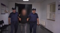 პოლიციამ თერჯოლაში მომხდარი ქურდობის ფაქტი ცხელ კვალზე გახსნა - დაკავებულია ერთი პირი პოლიციამ თერჯოლაში მომხდარი ქურდობის ფაქტი ცხელ კვალზე გახსნა - დაკავებულია ერთი პირი