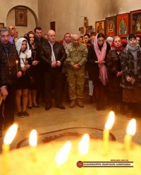თავდაცვის მინისტრი სააღდგომო ლიტურგიას სამხედროებთან ერთად დაესწრო 