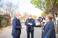 თბილისსა და კახეთში მცხოვრებ დევნილებს პირველადი მოხმარების სასურსათო პროდუქტი გადაეცათ