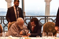 ირაკლი კობახიძე კათოლიკოს-პატრიარქის ანგელოზის დღესთან დაკავშირებით გამართულ საზეიმო ტრაპეზს დაესწრო