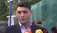 ვაჟა სირაძე: არანაირი ცეცხლსასროლი იარაღი პარლამენტში არავის შეუტანია ვაჟა სირაძე: არანაირი ცეცხლსასროლი იარაღი პარლამენტში არავის შეუტანია