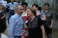 „ქართული ოცნების“ მაჟორიტარობის კანდიდატი ავთანდილ ცინცაძე გიორგი ბრწყინვალეს ქუჩის მაცხოვრებლებს შეხვდა