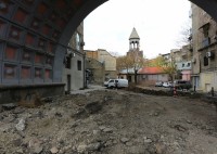 ათონელის ქუჩაზე გზის სარეაბილიტაციო სამუშაოები დაიწყო