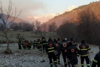 სოფელ ცხუმარის მახლობლად გაჩენილი ტყის ხანძრის ქრობის პროცესში დილიდან დამატებით 90-მდე მეხანძრე-მაშველი ჩაერთო სოფელ ცხუმარის მახლობლად გაჩენილი ტყის ხანძრის ქრობის პროცესში დილიდან დამატებით 90-მდე მეხანძრე-მაშველი ჩაერთო