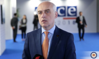 ანგარიშში წარმოდგენილია სხვადასხვა არასამთავრობოებისა და ოპოზიციური პარტიების შეფასებების კომპილაცია - ზალკალიანი
