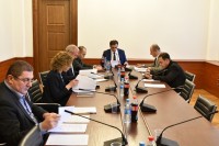 საპროცედურო საკითხთა და წესების კომიტეტში დღეს სხდომა გაიმართა 