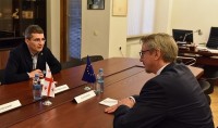 მამუკა მდინარაძე საქართველოში ევროკავშირის ელჩს შეხვდა მამუკა მდინარაძე საქართველოში ევროკავშირის ელჩს შეხვდა