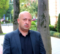 ბათუმის მერმა თანამდებობა დატოვა