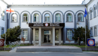 თავდაცვის მინისტრის გადაწყვეტილებით, იმ მოქალაქეებს, რომლებსაც სამხედრო ჰოსპიტალის მიმართ 2009 წლიდან სხვადასხვა მომსახურების გამო დავალიანება ერიცხებათ ჩამოეწერებათ