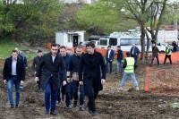 კახა კალაძე ქვემო და ზემო ფონიჭალის დამაკავშირებელი გზაგამტარის სამშენებლო სამუშაოებს გაეცნო