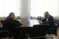 რუსლან აბაშიძე შოთა რუსთაველის საქართველოს ეროვნული სამეცნიერო ფონდის ხელმძღვანელს შეხვდა