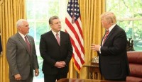«EurasiaNet» (აშშ): როცა კვირიკაშვილი ვაშინგტონში სტრატეგიულ პარტნიორობაზე ლაპარაკობდა, თეთრი სახლის კულისებში ბიუჯეტის ისეთ პროექტს ამზადებდნენ, რომლითაც საქართველოს დახმარება უმცირდება
