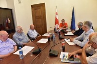 დარგობრივი ეკონომიკის კომიტეტთან არსებულმა საკონსულტაციო საბჭომ მთავრობის სტრუქტურული რეორგანიზაციის საკითხზე იმსჯელა