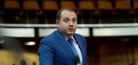 ირაკლი ჩიქოვანი: ფაქტი, რომ საერთო დეკლარაცია , რაზეც შეთანხმება იქნა მიღწეული პრემიერსა და სახელმწიფო მდივანს შორის, რამდენიმე საათში გამოქვეყნდა, ცხადყოფს რა მაღალ დონეზეა ურთიერთობები ამერიკის შეერთებულ შტატებსა და საქართველოს შორის