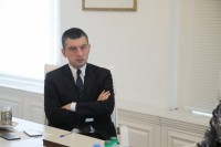 პრემიერი: ახლა ჩემი მოქალაქეები უფრო მნიშვნელოვანია, ვიდრე კონგრესმენები