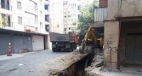 ქობულეთის ქუჩაზე შიდა-წყალკანალიზაციის რეაბილიტაცია მიმდინარეობს 
