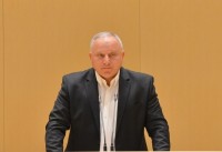 პაატა კვიჟინაძე: საშემოსავლო გადასახადის ზრდის რეალურად განხილვას აზრი არ აქვს
