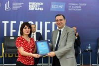 სემინარი „მასწავლებელი-მეგზური ევროპისკენ“ მიმდინარეობს