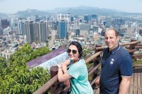 «Korea JoongAng Daily»(კორეის რესპუბლიკა): საქართველოს ნაწილი ნამსანის მთაზე