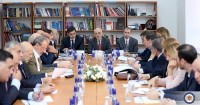 დავით ზალკალიანმა არასამთავრობო და კვლევითი ორგანიზაციების წარმომადგენლებს ევროკავშირში ინტეგრაციის საგზაო რუკა წარუდგინა
