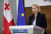 ნათია თურნავა: ორი ურთიერთმონათესავე პოლიტიკური პარტია ერთმანეთის საპირისპირო ლოგიკას ავითარებს და ვერ თანხმდება, რის გამო გვისაყვედუროს