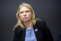 „ცენტრალური მთავრობა ადგილობრივ მუნიციპალიტეტებს სახელმწიფო ქონების გასხვისების პროცესში უფრო აქტიურად ჩართვას სთავაზობს“ - ეკონომიკის მინისტრი „ცენტრალური მთავრობა ადგილობრივ მუნიციპალიტეტებს სახელმწიფო ქონების გასხვისების პროცესში უფრო აქტიურად ჩართვას სთავაზობს“ - ეკონომიკის მინისტრი