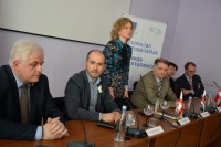 საქართველოს პარლამენტის წევრები და ევროკავშირის ქვეყნების ელჩები ქუთაისის სახელმწიფო უნივერსიტეტის სტუდენტებს შეხვდნენ