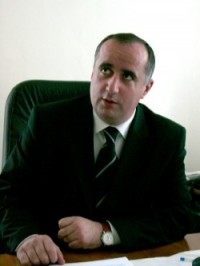 აკაკი ბობოხიძე პარლამენტის სხდომის 12.00 საათზე დაწყებას არ ეთანხმება