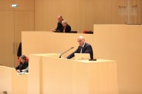 ივანე მაჭავარიანი: სესხით დაფინანსებულ პენსიებს დიდი დღე რომ არ უწერიათ ხომ იცით