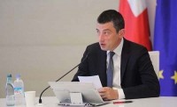 გიორგი გახარია: ესაა ნაცმოძრაობის ხელწერა - ამ ასაკის ადამიანი რომ გამოგყავს, ამღერებ და ასეთი მორალური და ემოციური დარტყმის ქვეშ აყენებ, სამწუხაროა