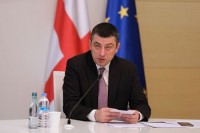 გიორგი გახარია: ჩვენ შევქმენით ვირუსთან ბრძოლის პირველი ცხელი ხაზი, ადამიანი, ქვეყნის ნებისმიერი კუთხიდან აკრებს 112-ს და მას პროფესიონალი ექიმები გაუწევენ პირველად დახმარებას