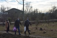 ლანჩხუთის მერმა მრავალშვილიან ოჯახებს საახალწლო ნობათი გადასცა