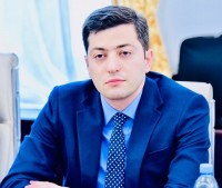 ზაზა გაბუნია დეცენტრალიზაციის რეფორმის საკითხზე არასამთავრობო ორგანიზაციებს შეხვდება