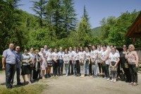 მდინარე ჩიხურაში ხელოვნურად გამრავლებული ნაკადულის კალმახის ლიფსიტები გაუშვეს