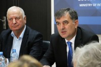 სოზარ სუბარი გადმოსვენებული გმირების ოჯახის წევრებს შეხვდა