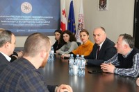 შოთა რეხვიაშვილი მიგრანტთა რეინტეგრაციის საგრანტო კონკურსში გამარჯვებულ ორგანიზაციებს შეხვდა