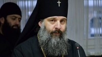მეუფე შიო ბრილიანტის ჯვრის ტარების უფლებით დაჯილდოვდა