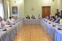 კომიტეტების გაერთიანებულ სხდომაზე მთავრობის სტრუქტურული ცვლილებების საკითხზე იმსჯელეს