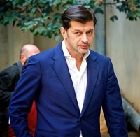  კახა კალაძე: ადამიანებს, რომელთა საქონელიც გადარჩა, მიეცემათ შესაძლებლობა, გვერდით ფართებში განთავსდნენ და თავიანთი საქმიანობა განაგრძონ