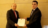 საქართველოს ელჩმა პოლონეთის საგარეო საქმეთა მინისტრის პირველ მოადგილეს რწმუნებათა სიგელების ასლი გადასცა 