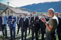 პრემიერი დაბა მესტიის ლაღამის უბნისა და უშგულის თემის სვანური კოშკების რეაბილიტაციის პროექტს გაეცნო