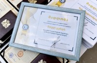 სასწრაფო სამედიცინო დახმარების ცენტრის თანამშრომლებს მადლობის სიგელები გადაეცათ