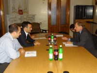 ირაკლი ალასანია აშშ-ს ელჩს შეხვდა 